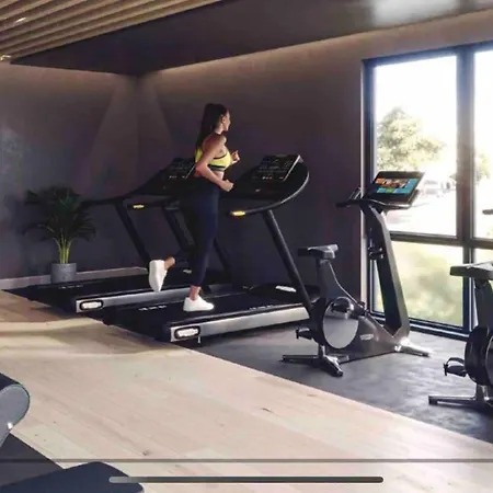 Superb Centre New Built Flat And Gym Nyaraló York