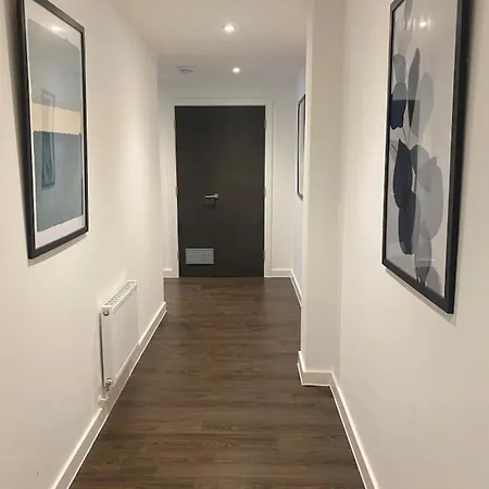 Superb Centre New Built Flat And Gym *