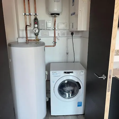 Superb Centre New Built Flat And Gym بيت للعطل