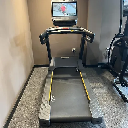 Superb Centre New Built Flat And Gym *