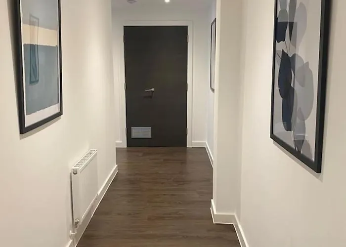 Superb Centre New Built Flat And Gym *