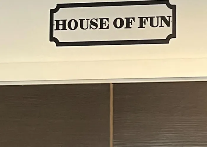 Superb Centre New Built Flat And Gym York