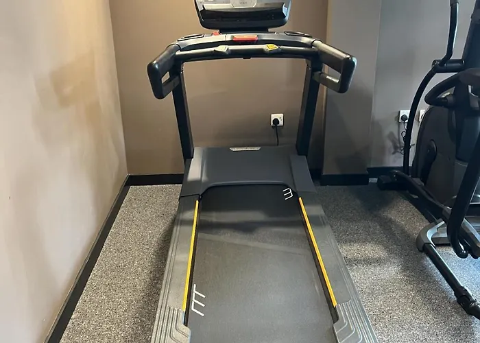 Superb Centre New Built Flat And Gym *